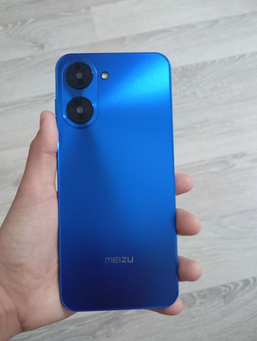 Продаю MEIZU 21 на 64гб