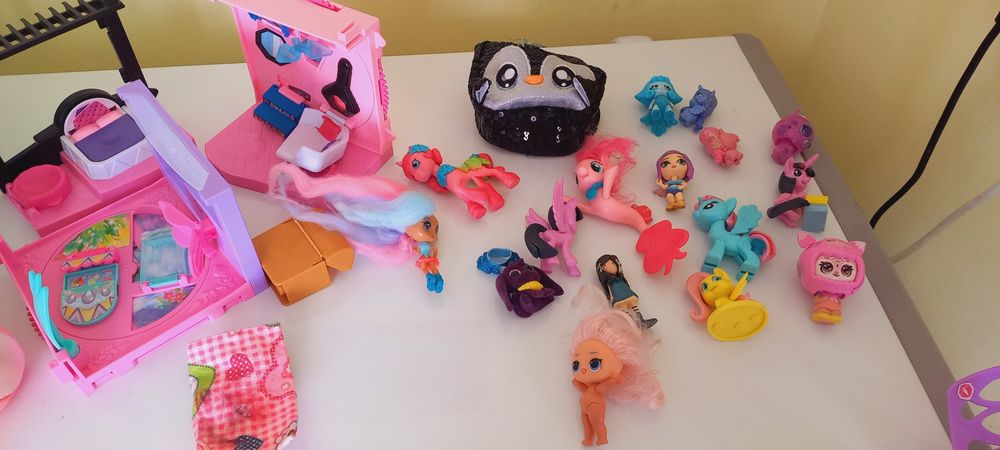 Огромный пакет игрушек для девочки