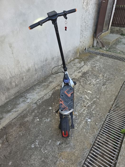 Kukirin A1 (100km)