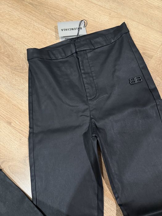Balenciaga черен промазан панталон