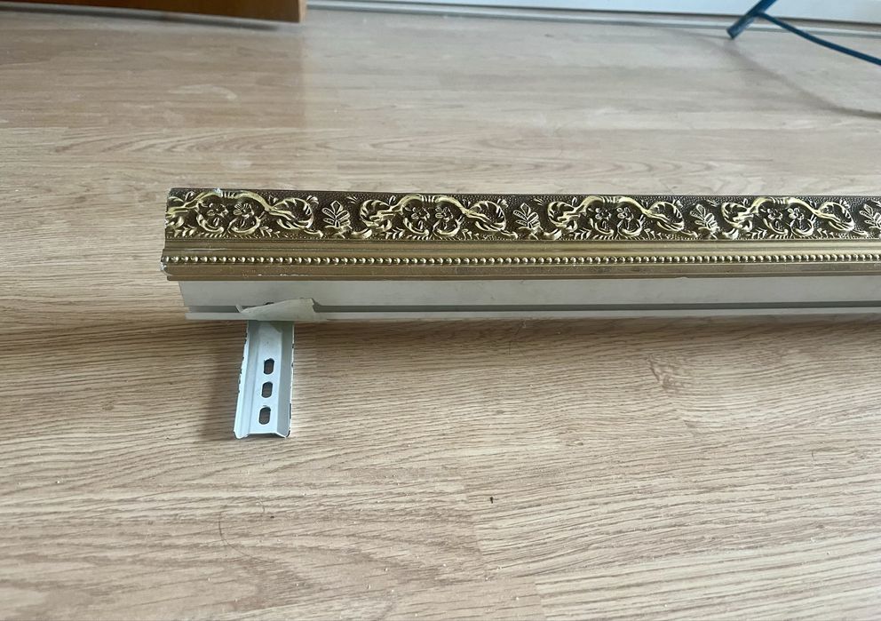 Карниз для штор настенный