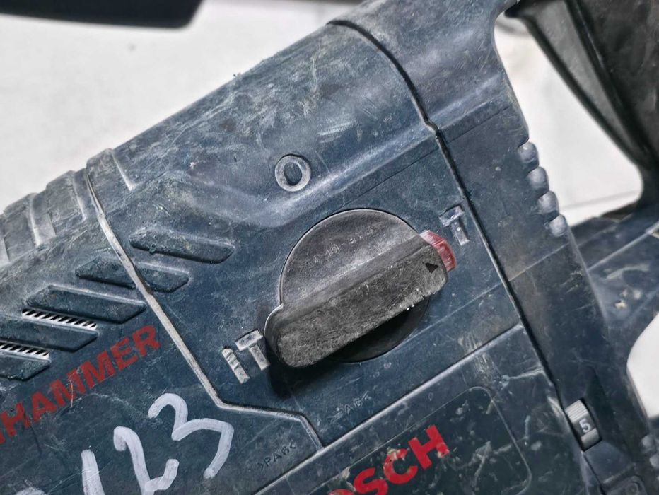 Перфоратор / къртач BOSCH GBH 11 DE Professional