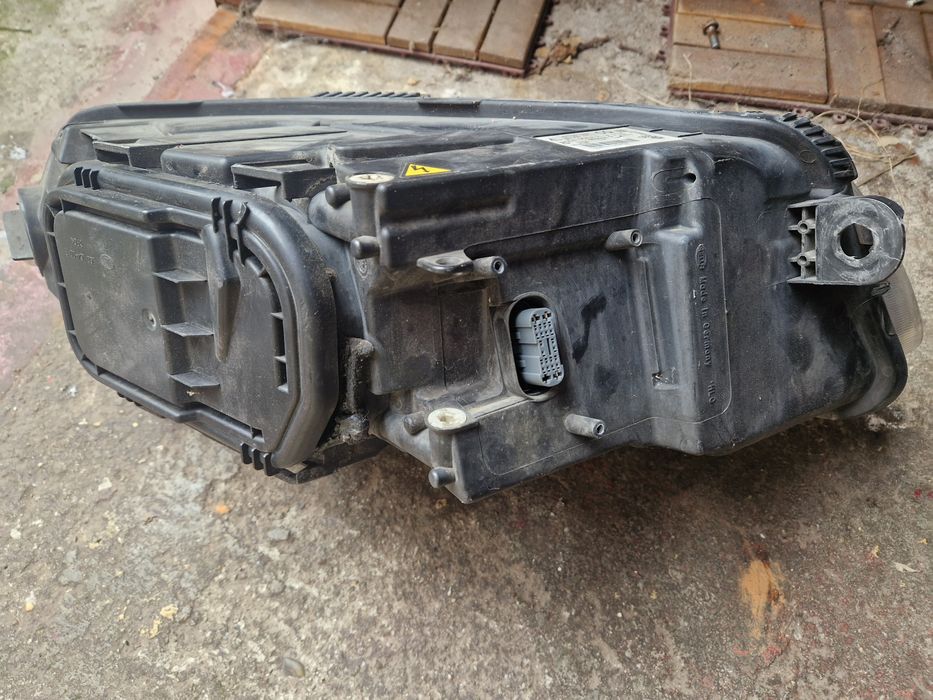Far stanga BI XENON Audi A 6 c6 2008 -2011