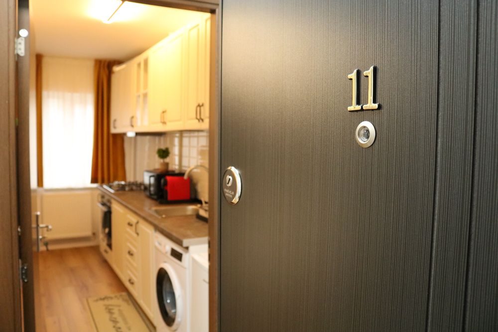 Inchiriez garsoniera Trivale