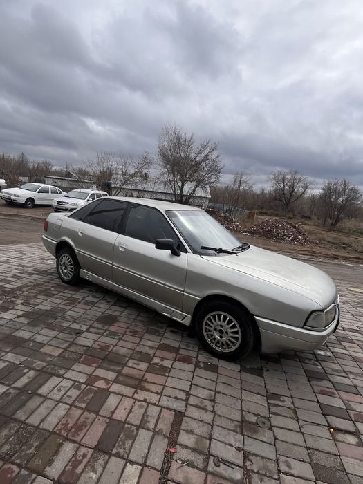 В продаже ауди 80