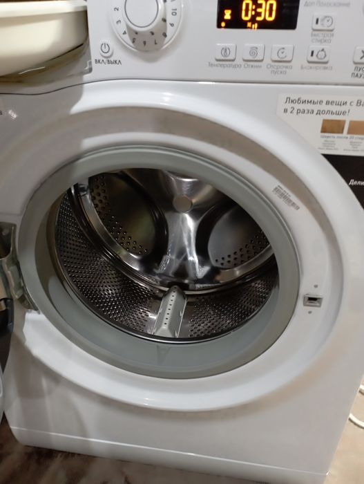 Стиральная машина Hotpoint Ariston 7кг