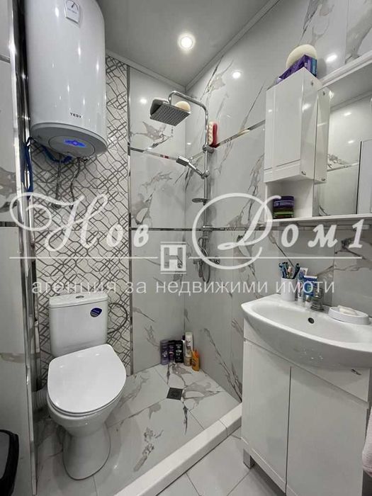 Дава се под наем Тристаен апартамент в Варна, Кайсиева градина - 74 кв.м за 765 € - Снимка #14