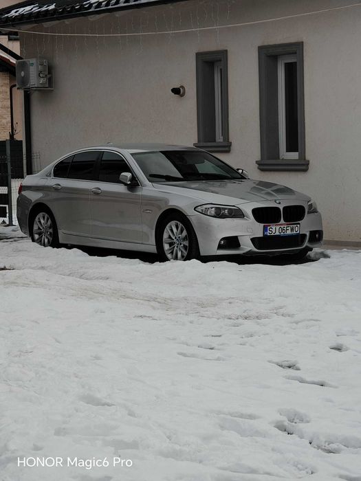BMW seria 5 525d xDrive (4x4) AT