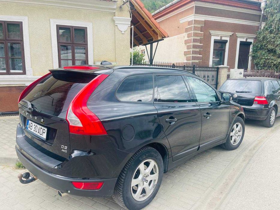 VOLVO XC60 2011 — imagine 3