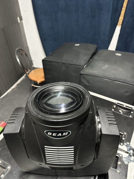 Vand schela echipata cu lumini sau schim cu topuri RCF active