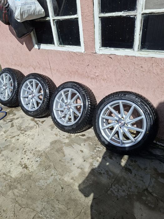 Продам диски с резиной