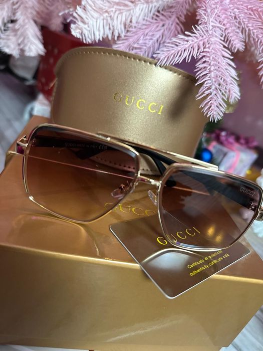Ochelari de soare Gucci