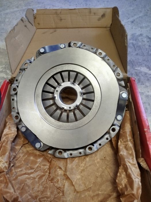 Продам комплект сцепления