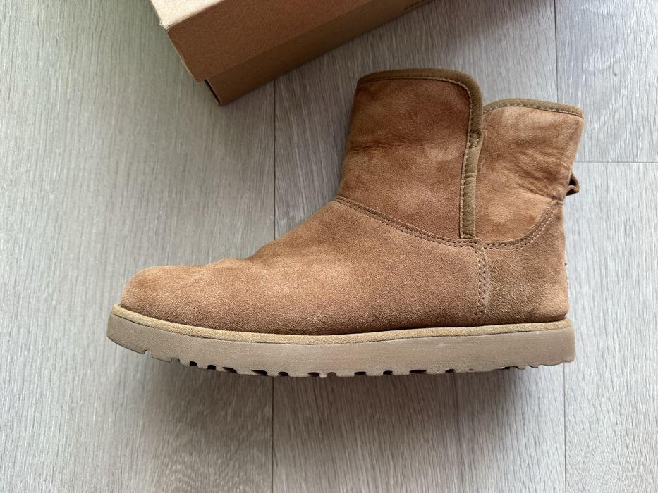 Ghete piele ugg