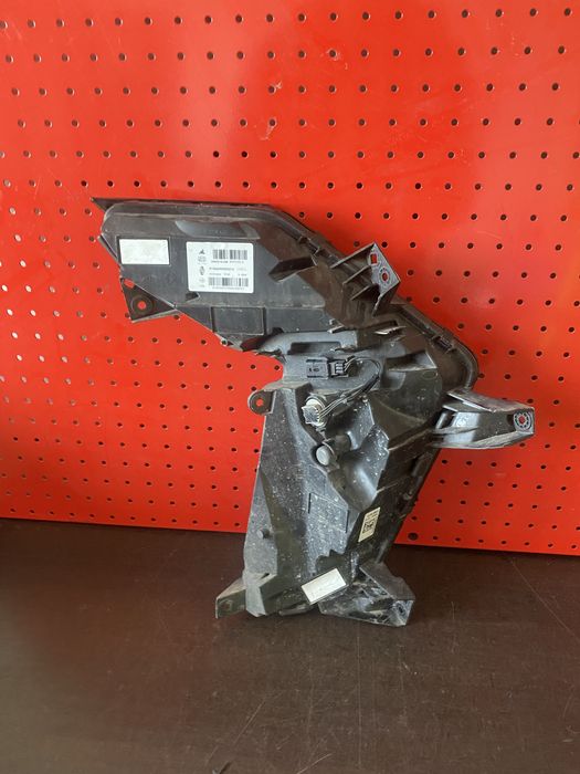 Lumina de zi led stanga fata Renault Clio 5 Facelift