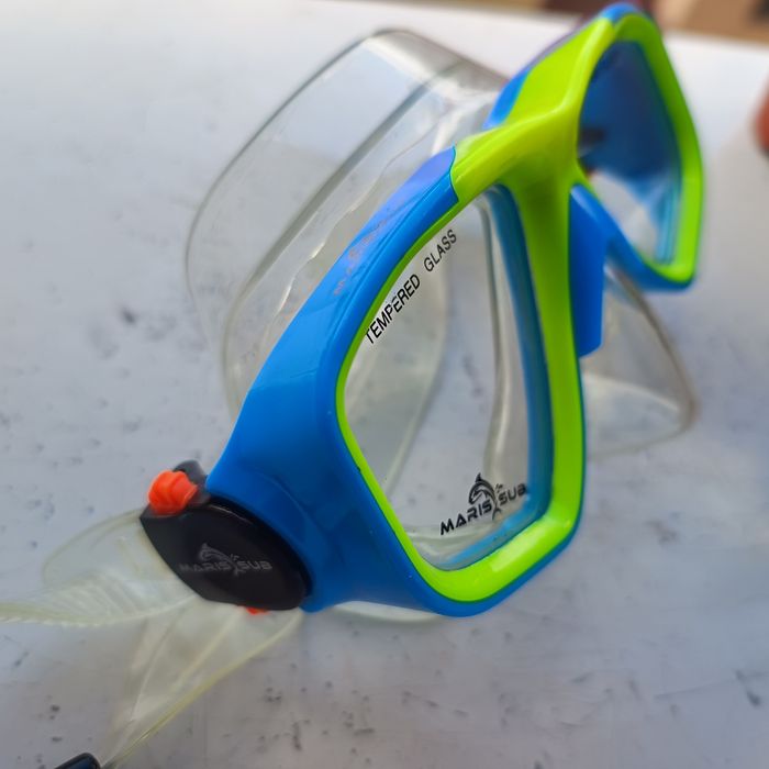 Ochelari scufundari sticla