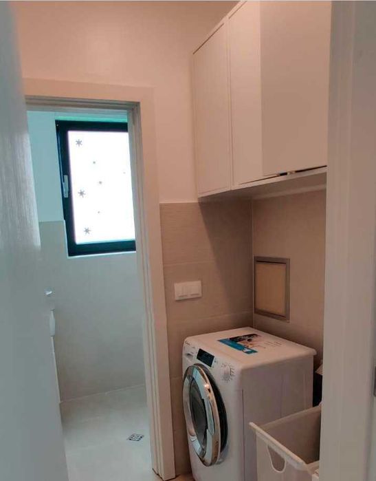 Дава се под наем Тристаен апартамент в София, Хладилника - 115 кв.м за 499.8 € - Снимка #6