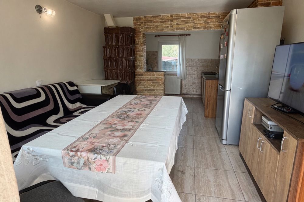 Casă P+E de vânzare – 3568mp + padure 10000mp, Budieni, comuna Scoarța, Gorj – direct proprietar