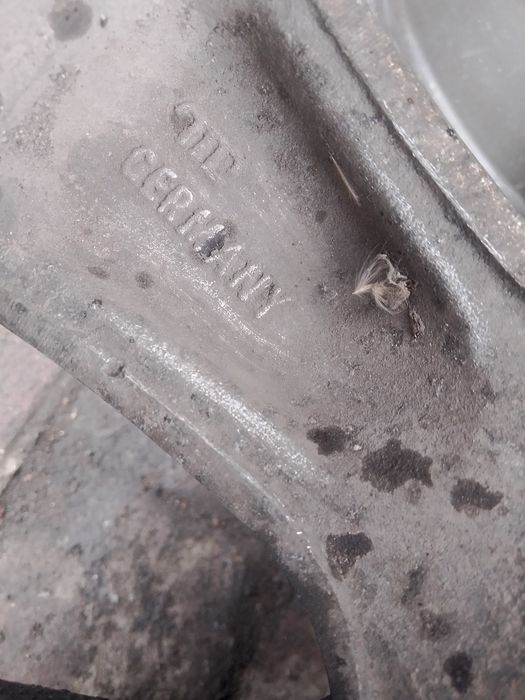 диски на бмв комплект