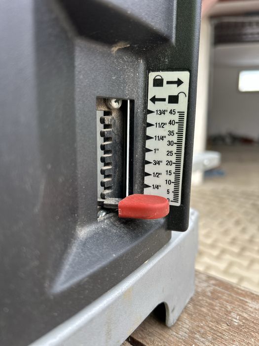 Metabo DH 330 - Masina de rindeluit si degrosat