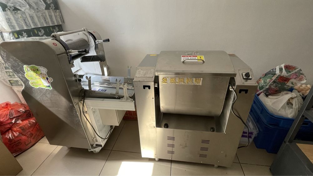 Тестораскатка лапша резка 2в1 без шумной