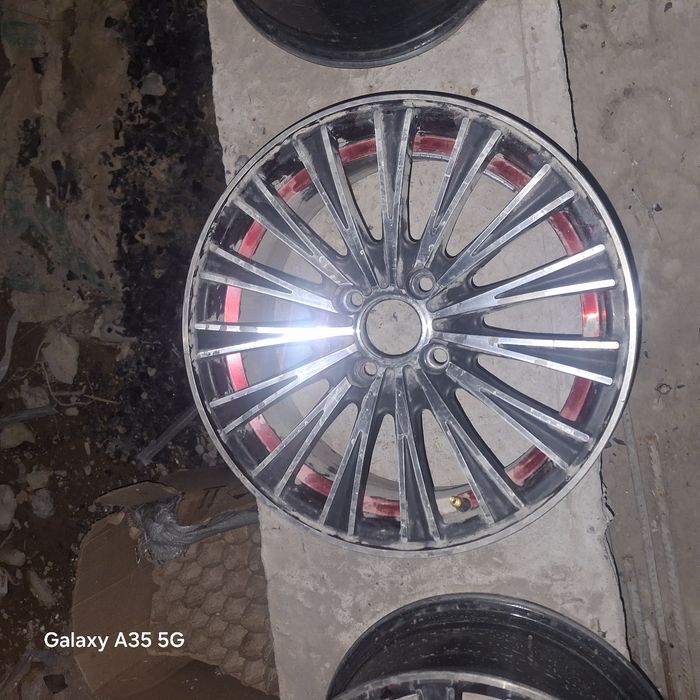 Диска 15  тік сатылады