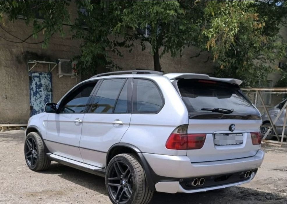 BMW X5E53 спойлер Зубастик
