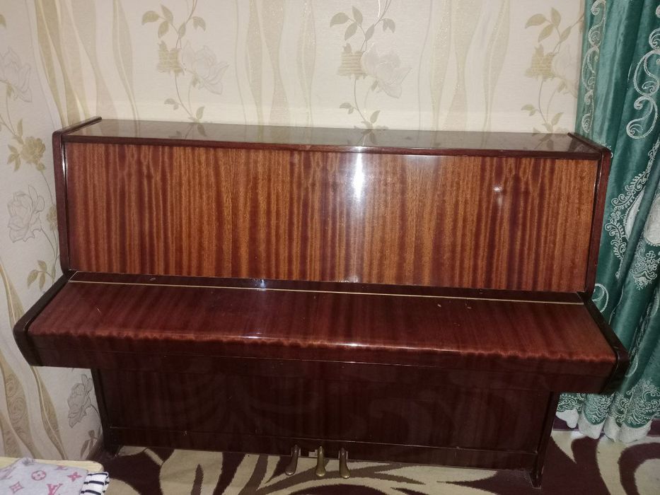 Srochna "BELARUS" Pianino sotiladi