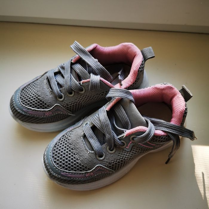 Кроссовки детские для девочки