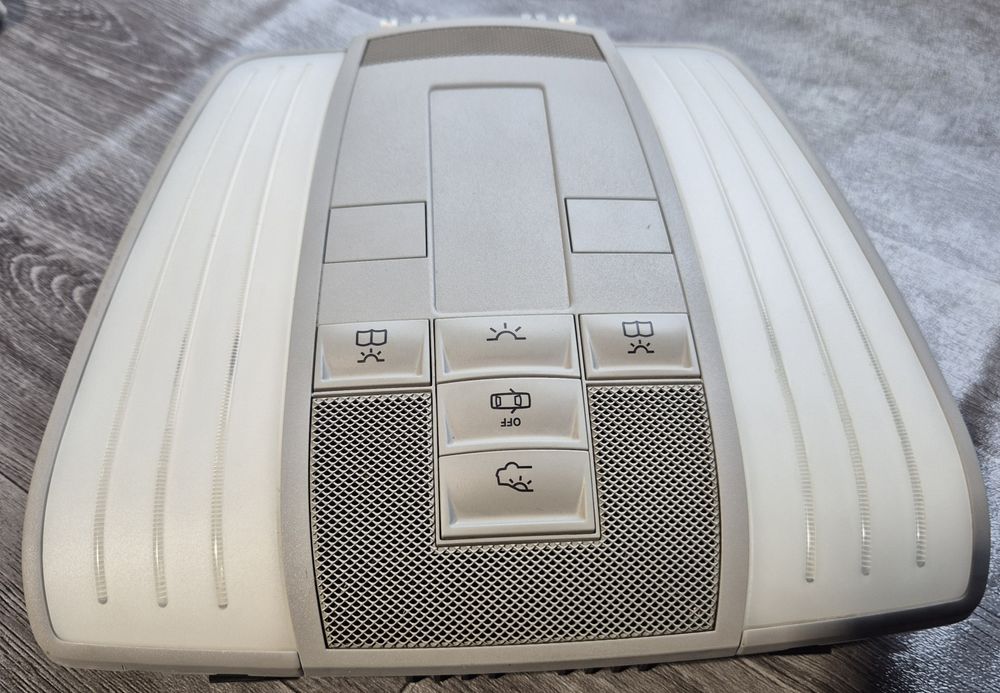 Плафон мерцедес W212 2009 г