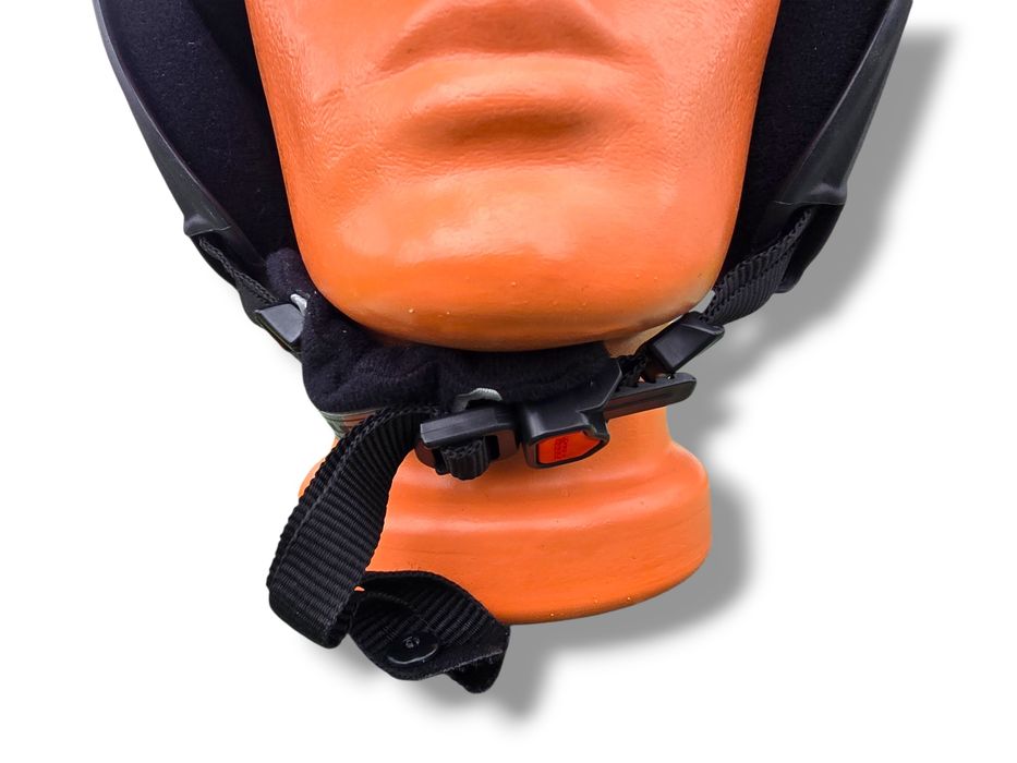 ALPINA ски/сноуборд  каска