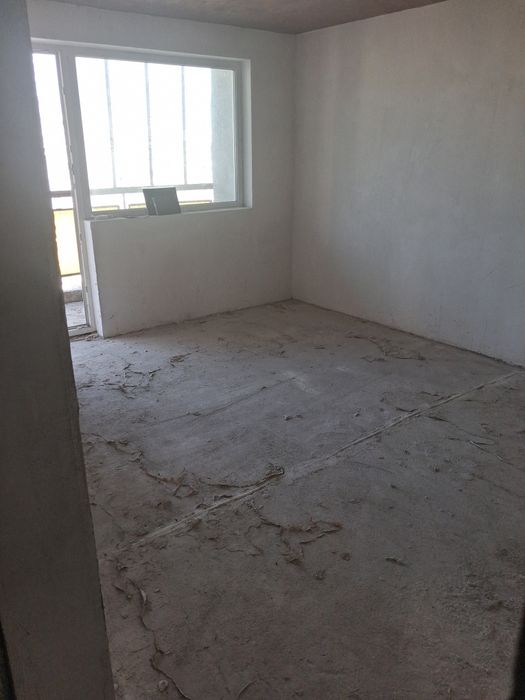 Vând apartament 3 camere decomandat decomandat