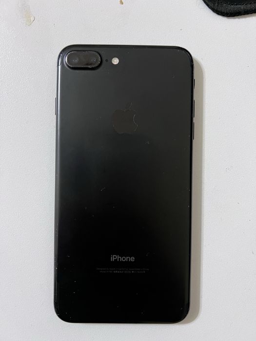 iPhone 7plus в рабочем состоянии.