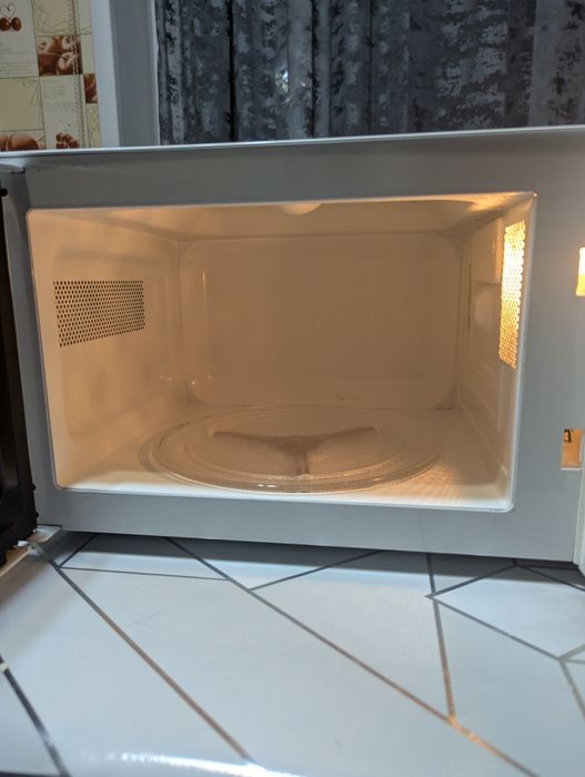 Микроволновка LG