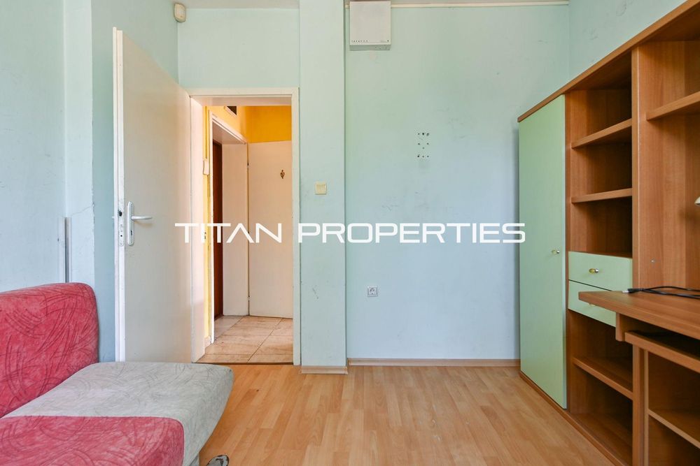 Тристаен, продажба, кв. Карпузица