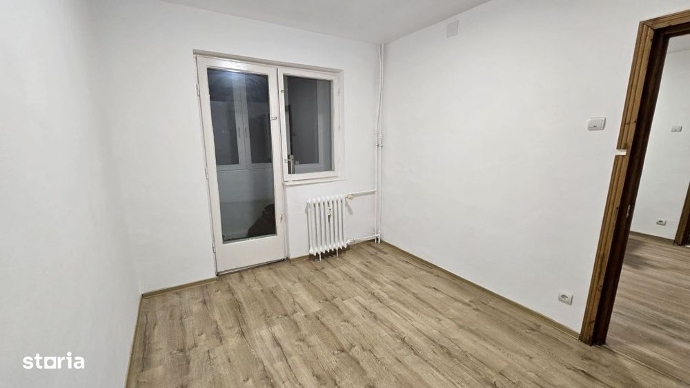 Apartament 3 camere, Str. Ronald Reagan, Etaj 3/4