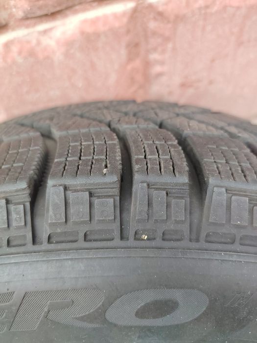 Шина Pirelli ICE Zero
