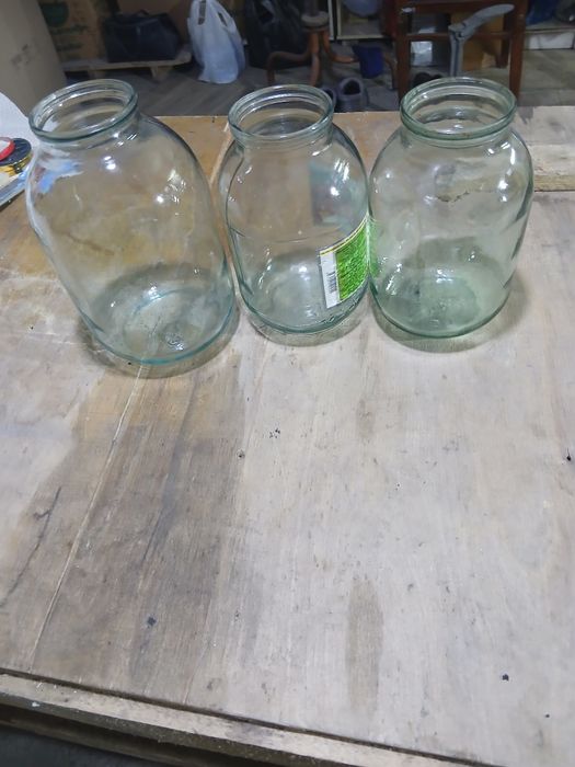 Продам банки 3и2литровые