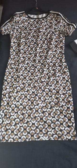 Рокли с къс ръкав Daphne