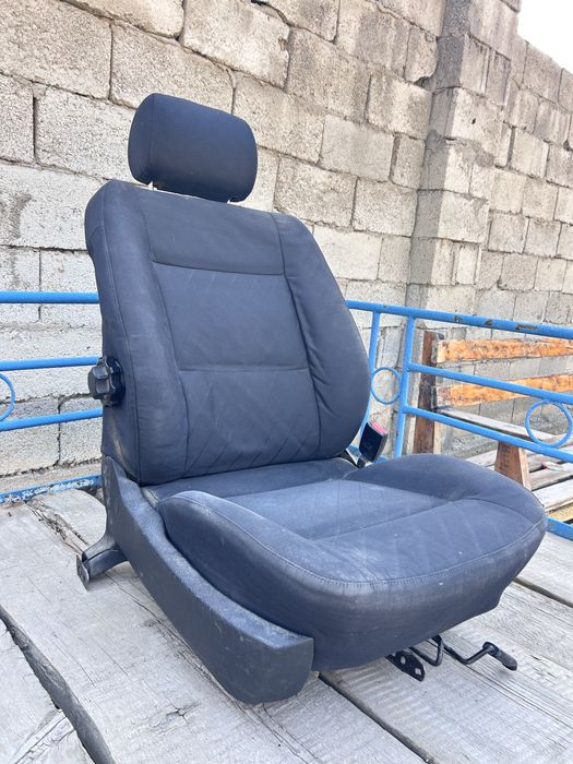 Сиденье Audi A6 переднее правое