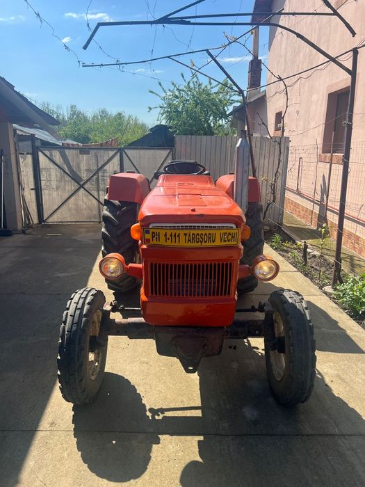 Vand Tractor Fiat 540 - înmatriculat