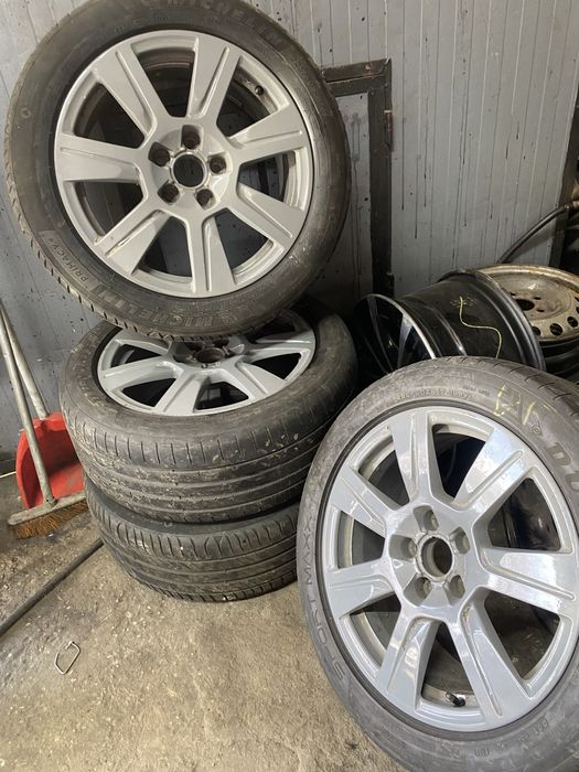 Jante audi r17,anvelope de vara in stare foarte buna!!