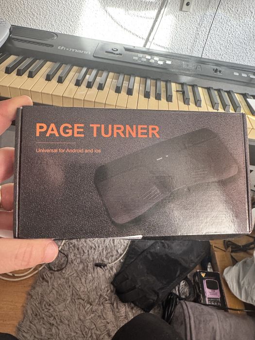 Pedala pentru derulare pagina