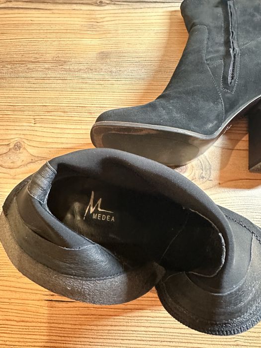 Ботильоны замшевые