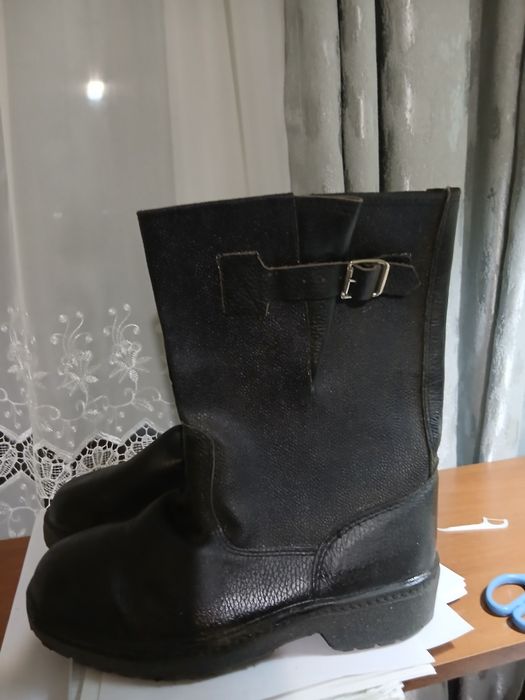 Спецобувь новая размер 42,43