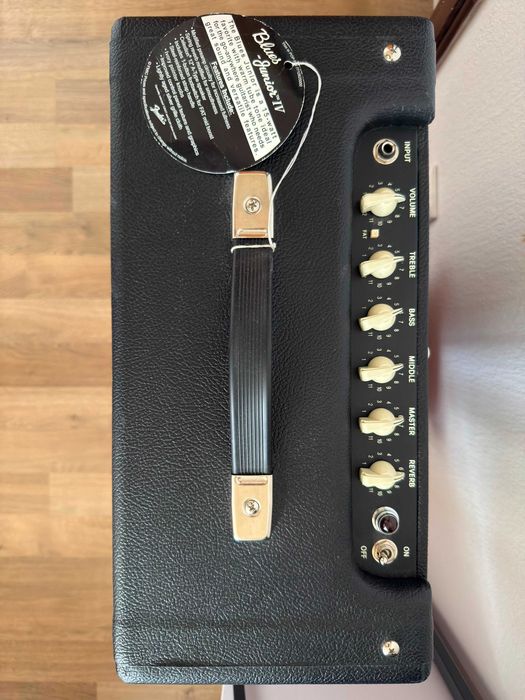 Amplificator chitara Fender Blues Jr IV