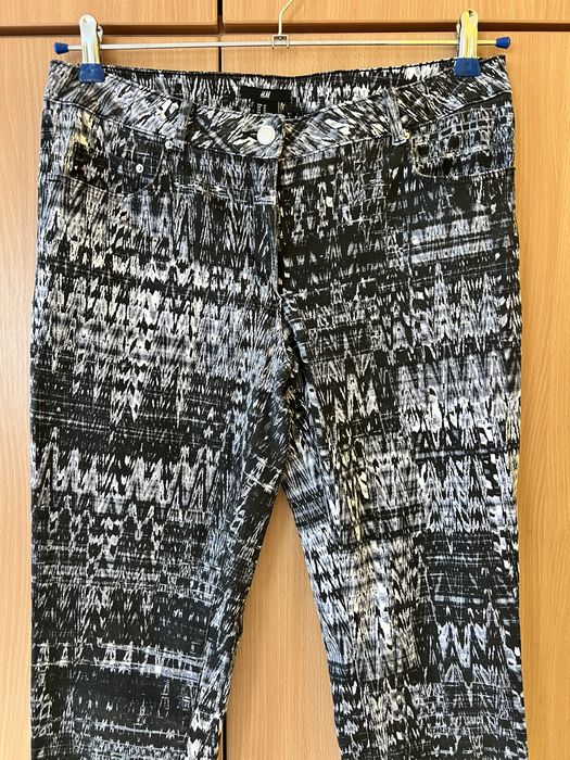 Pantaloni skinny