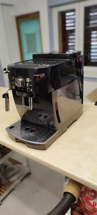 Espressor DeLonghi MagnificaS