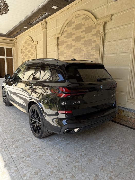 BMW X5 40i