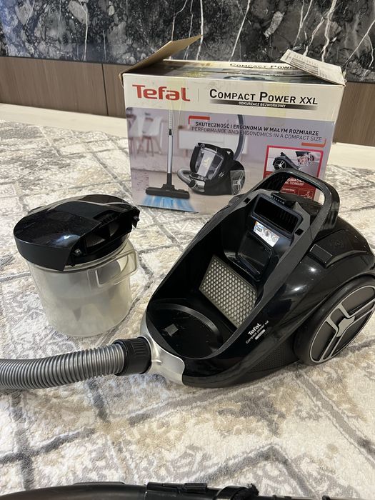 Пылесос Tefal Compact Power XXL.
